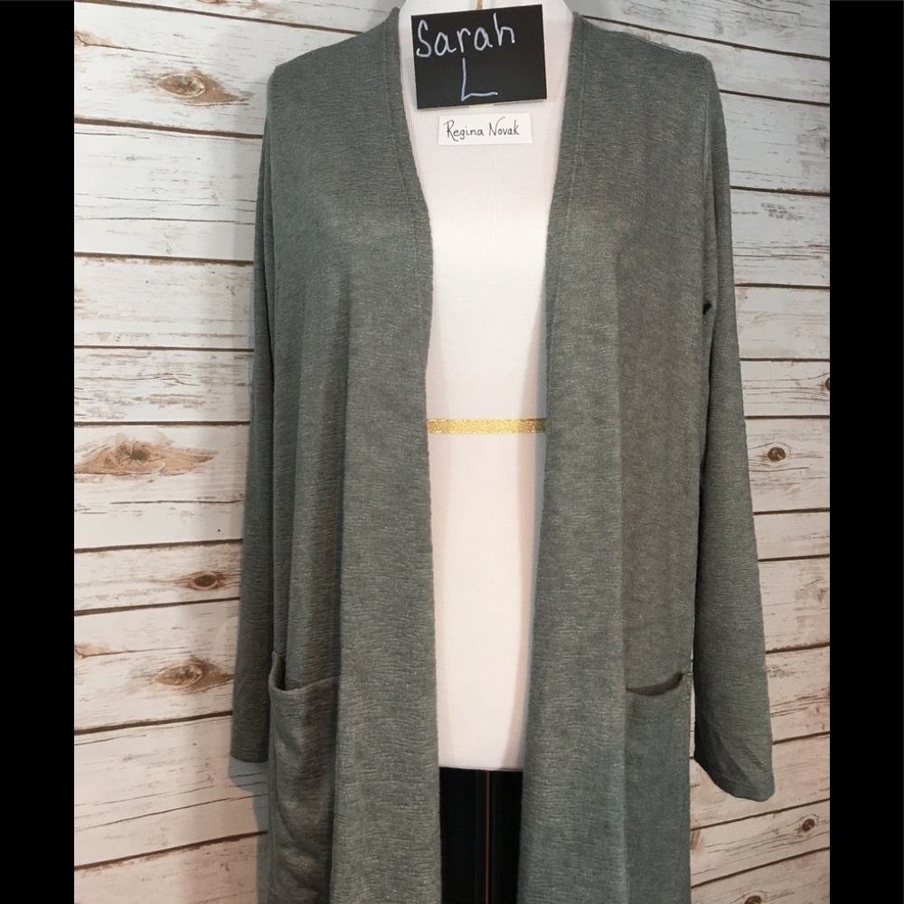 Sarah by LuLaRoe